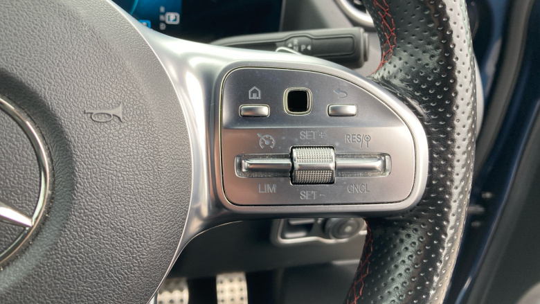 Mercedes-Benz GLA 200d AMG Line Executive 5dr Auto Diesel Hatchback